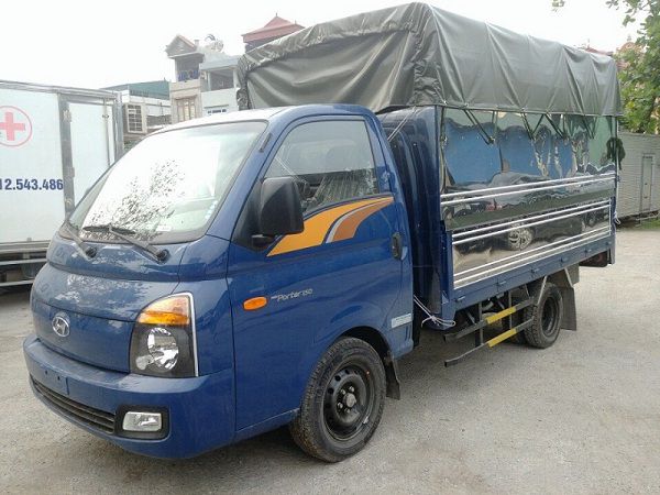 Hyundai New Porter 150 thùng mui bạt